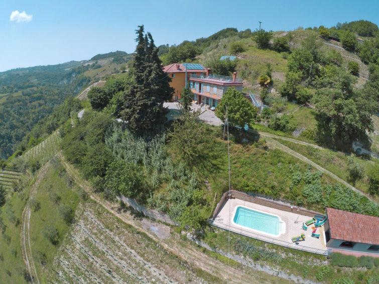Agriturismo La Rovere Cossano Belbo Exteriör bild